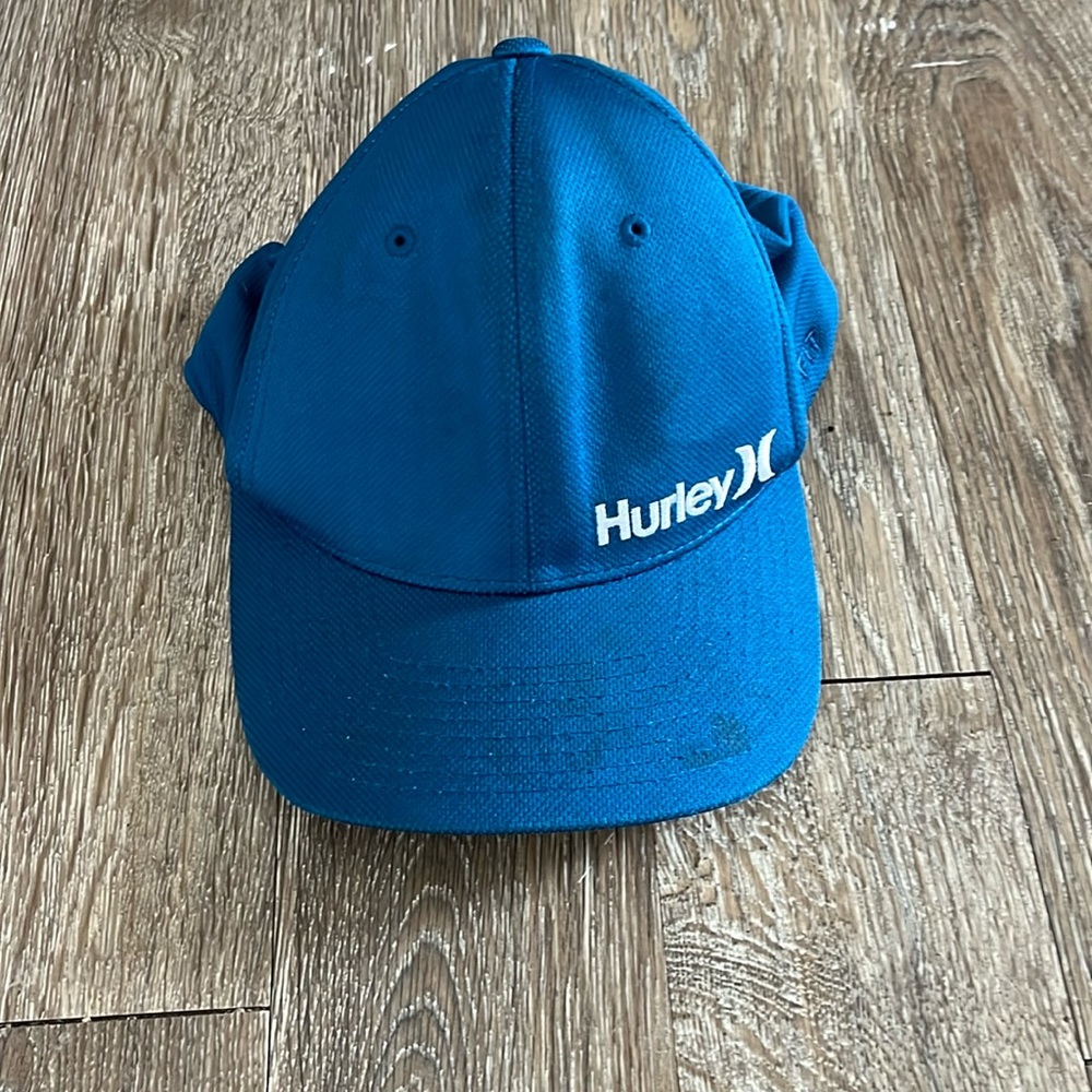 4/$20🥳 Hurley men’s Nike drifit hat size small